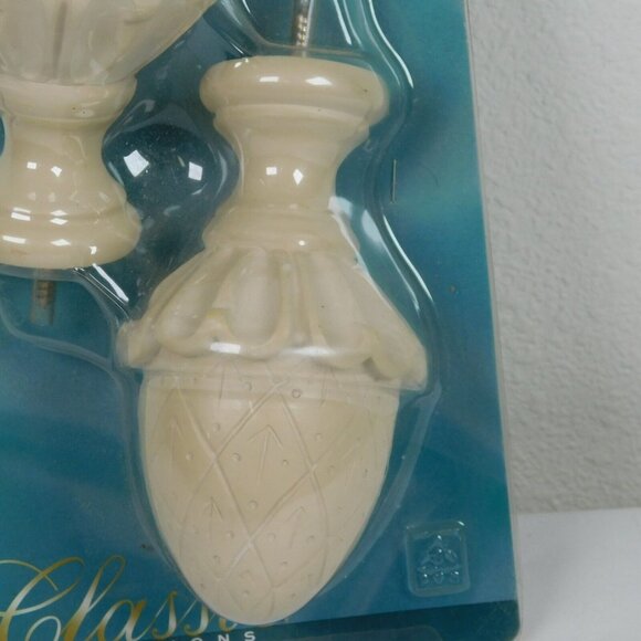 Pineapple Finials New One Pair NeoClassic Decorative Whitewash Finish Springs - Picture 3 of 8